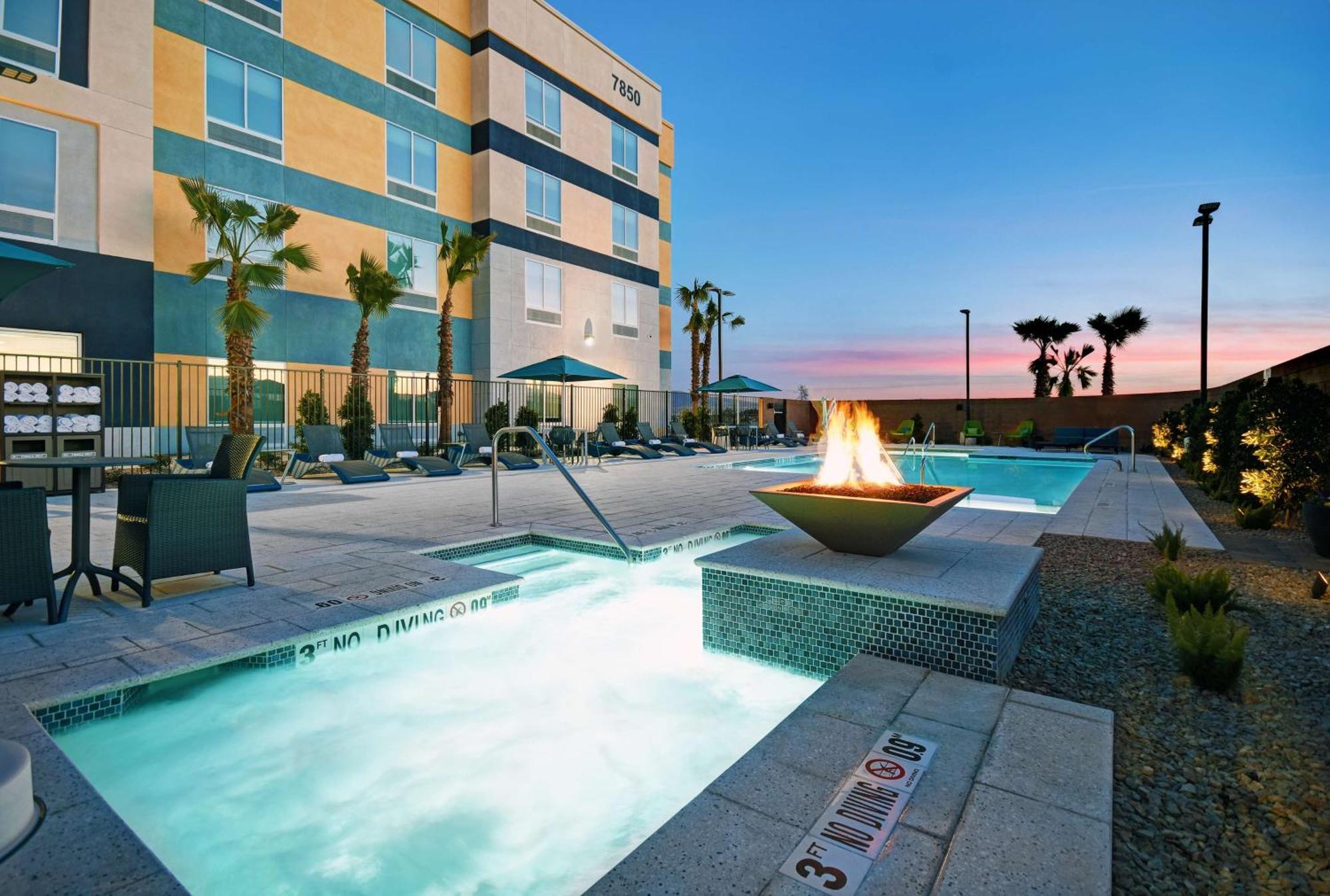 Hampton Inn Las Vegas Strip South, Nv 89123 מראה חיצוני תמונה